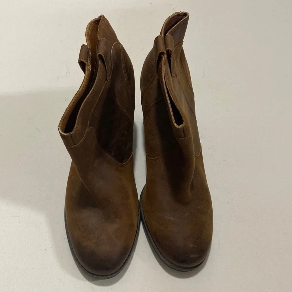 Me too ankle boots women Zola leather pull on 9M western festival rodeo Y2K boho